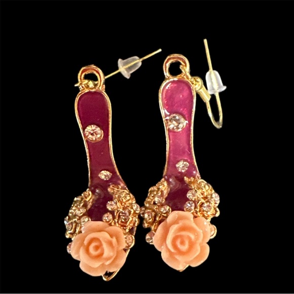 Stiletto Sandal W/ Rose & Crystals Wire Hook Earrings in Gold Tone - Picture 3 of 5